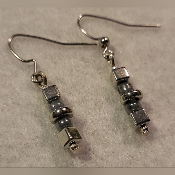 Beaded Earrings - Picture 2 of 4
